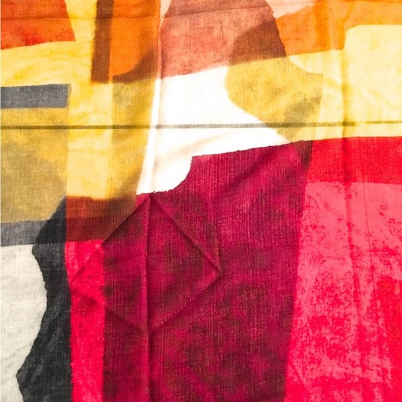 New Chanel Cashmere Shawl - Picture 7 of 10